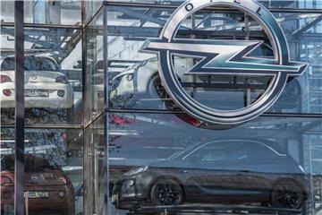 Opel will insgesamt 3700 Stellen in den deutschen Werken abbauen. Foto: Boris Roessler