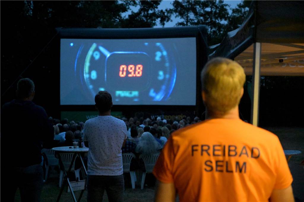Open-Air-Kino im Selmer Freibad.