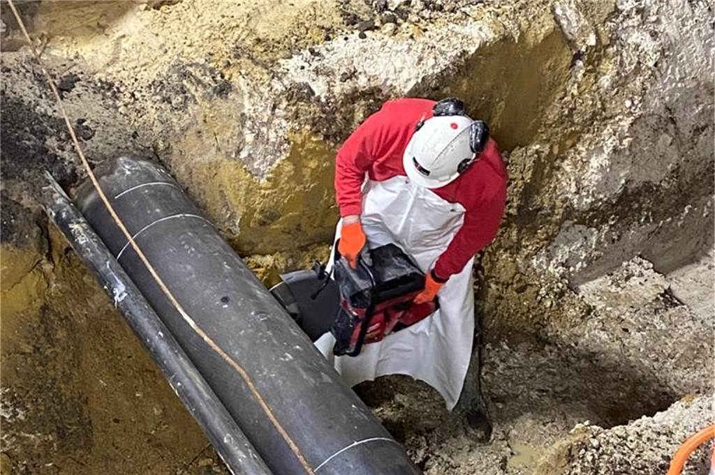 "Operation am offenen Herzen" der Stadtlohner Wasserversorgung. Im Januar wurde der neue Trinkwasserspeicher technisch an das bestehende Wassernetz angebunden. "Das war ein kritischer Moment", sagt Norman Sladeczek.