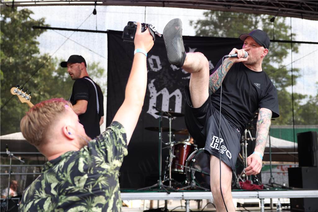 Ordentlich gerockt wurde auf der Alternative Stage am zweiten Tag des Brunnenfests. 