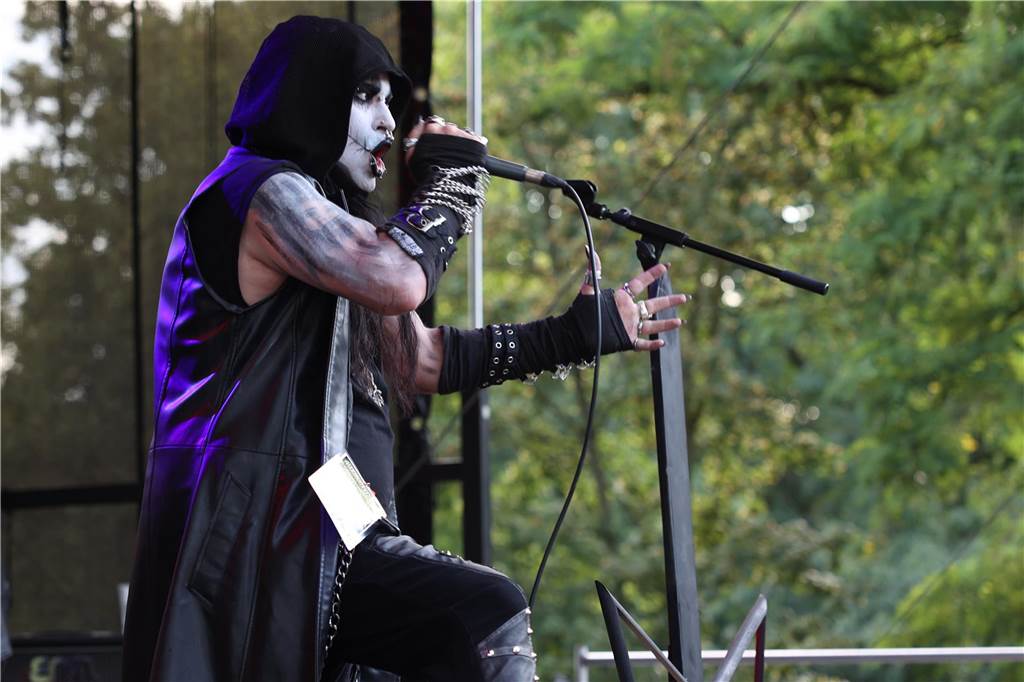 Ordentlich gerockt wurde auf der Alternative Stage am zweiten Tag des Brunnenfests. 