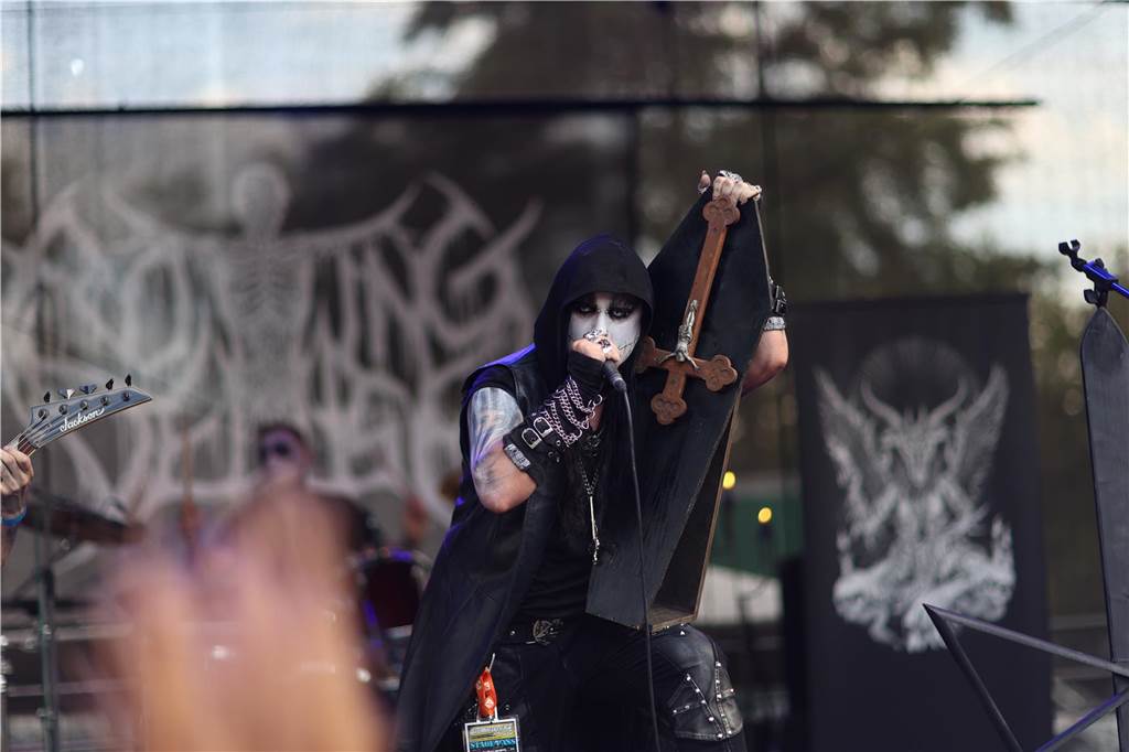 Ordentlich gerockt wurde auf der Alternative Stage am zweiten Tag des Brunnenfests. 