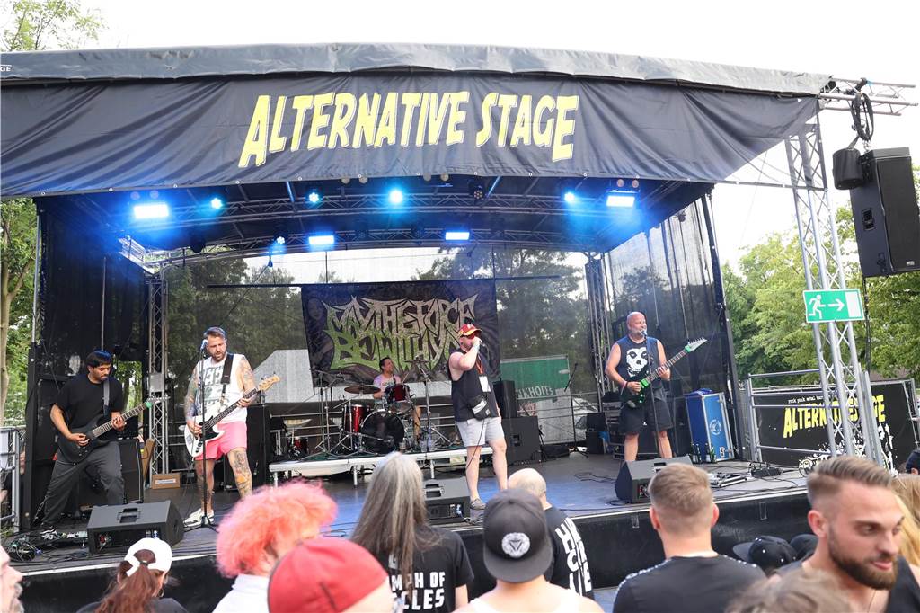 Ordentlich gerockt wurde auf der Alternative Stage am zweiten Tag des Brunnenfests. 