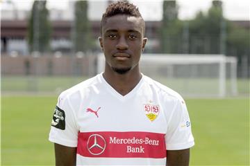 Osei Owusu posiert in Stuttgart. Foto: Daniel Maurer/Archiv