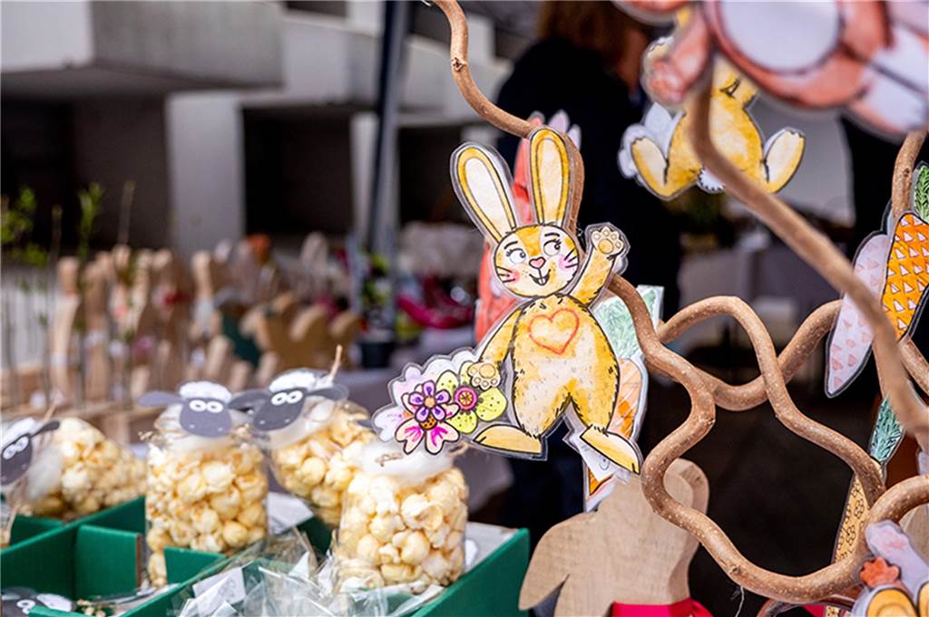 Was bietet der Ostermarkt?: Ein Wegweiser durch das bunte Markttreiben Osterhasen und Leckereien