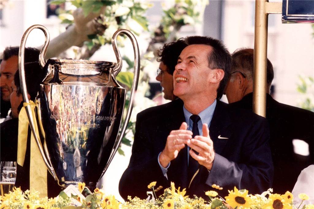 Ottmar Hitzfeld über den BVB-Triumph: „Ich wollte danach nie mehr Trainer sein“ Ottmar Hitzfeld sagt über den Champions-League-Triumph des BVB: „Die Fans waren völlig aus dem Häuschen.“