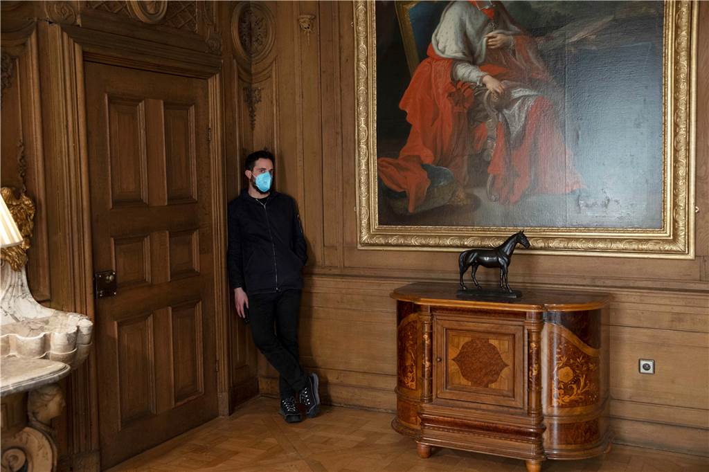 (K)ein Oscar für Filmdreh mit US-Weltstar am Schloss Nordkirchen Pablo Lorrain, Regisseur des Films "Spencer", in den Räumen des Schlosses Nordkirchen: eine besondere Beziehung.