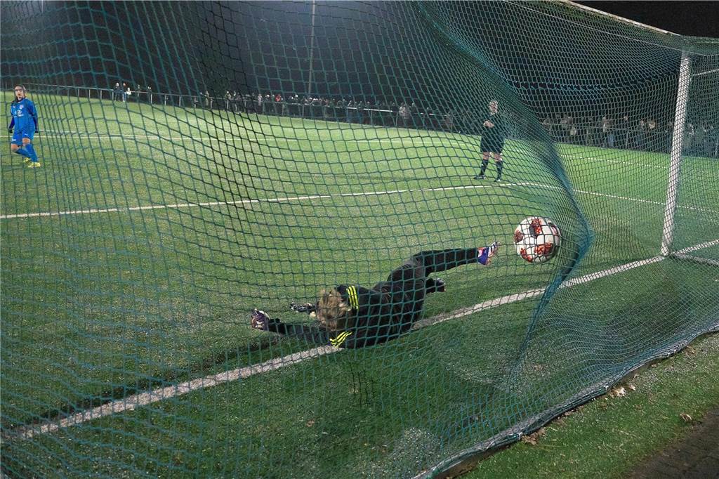 Die B-Juniorinnen Concordia Flaesheims boten dem favorisierten 1. FFC Recklinghausen über 80 Minuten die Stirn, mussten sich aber im Elfmeterschießen geschlagen geben.
