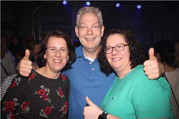 Partyspaß und gute Laune stehen auf der „Winter-Ade-Party“ im Bürgerhaus Brambauer auf dem Plan.