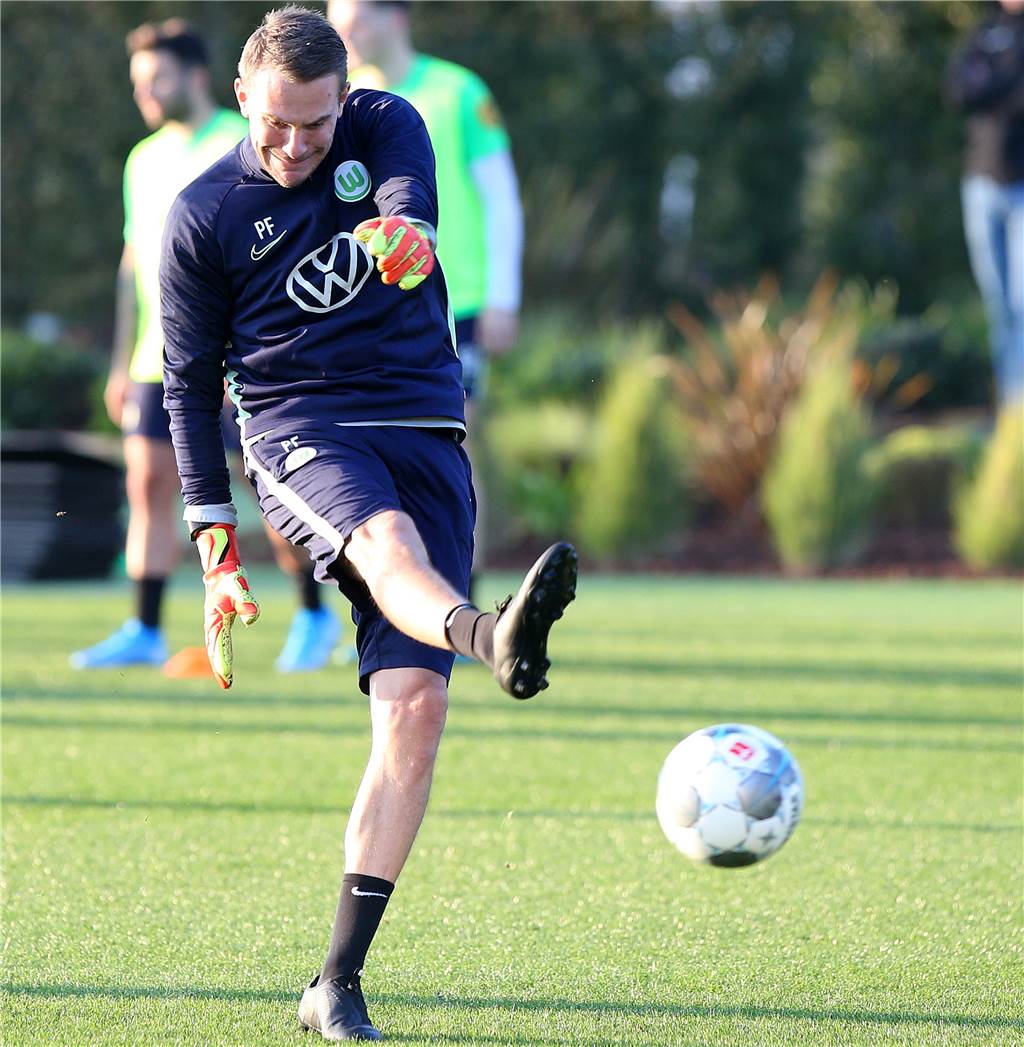 „Muss auch mal ne Gaudi sein“ - Profi Pascal Formann gibt Tipps für das Amateur-Torwarttraining Pascal Formann ist für die zweitbeste Defensive der Bundesliga verantwortlich.