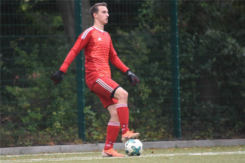 Torwart des SuS Olfen kontert Trainerkritik Pascal Zöller ist Torwart des SuS Olfen in der Kreisliga A2 Ahaus-Coesfeld.