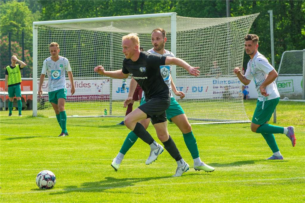 Patrick Brinkert (am Ball) wird den Klub zum Saisonende verlassen.