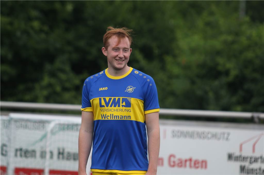 Zwei Ur-Herberner bleiben dem SVH auch in der kommenden Saison erhalten Patrick Sobbe ist einer der Spieler, die sich aus der Jugend des SV Herbern in der ersten Mannschaft durchsetzen konnten.