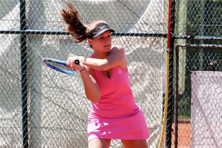 TC Deuten steht im Finale um den Zweitliga-Aufstieg Pauline Hirt, TC Deuten