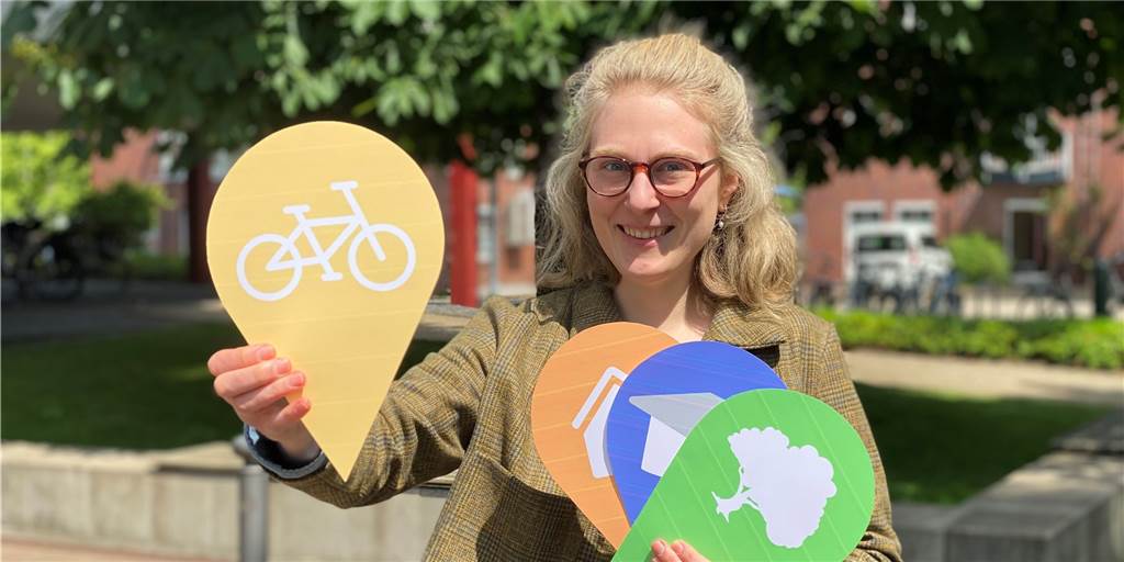 Pauline Thesing ermuntert die Südlohner und Oedinger, sich weiter an der digitalen Ideenkarte zu beteiligen, Pins zu den verschiedenen Themenfeldern zu setzen. Die Ergebnisse sollen in das Klimaschutzkonzept einfließen. Zudem liefern diese der Klimaschutzmanagerin weitere wichtige Erkenntnisse.