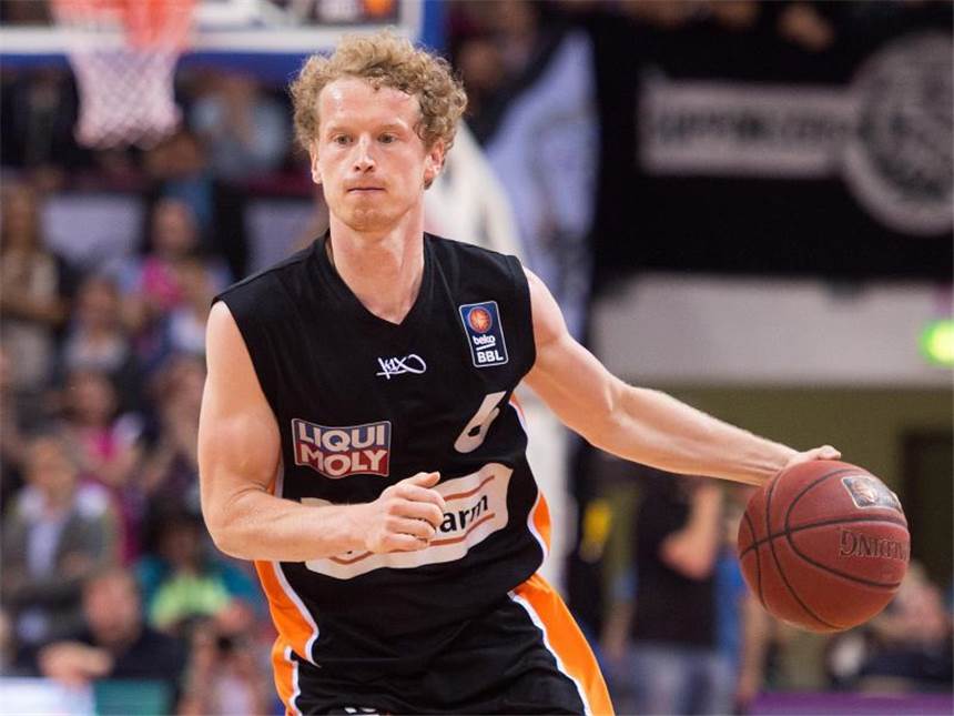 Ulms Günther nach Leidenszeit in alter Form Per Günther führte sein Team mit 21 Punkten zum Sieg. Foto: Marius Becker