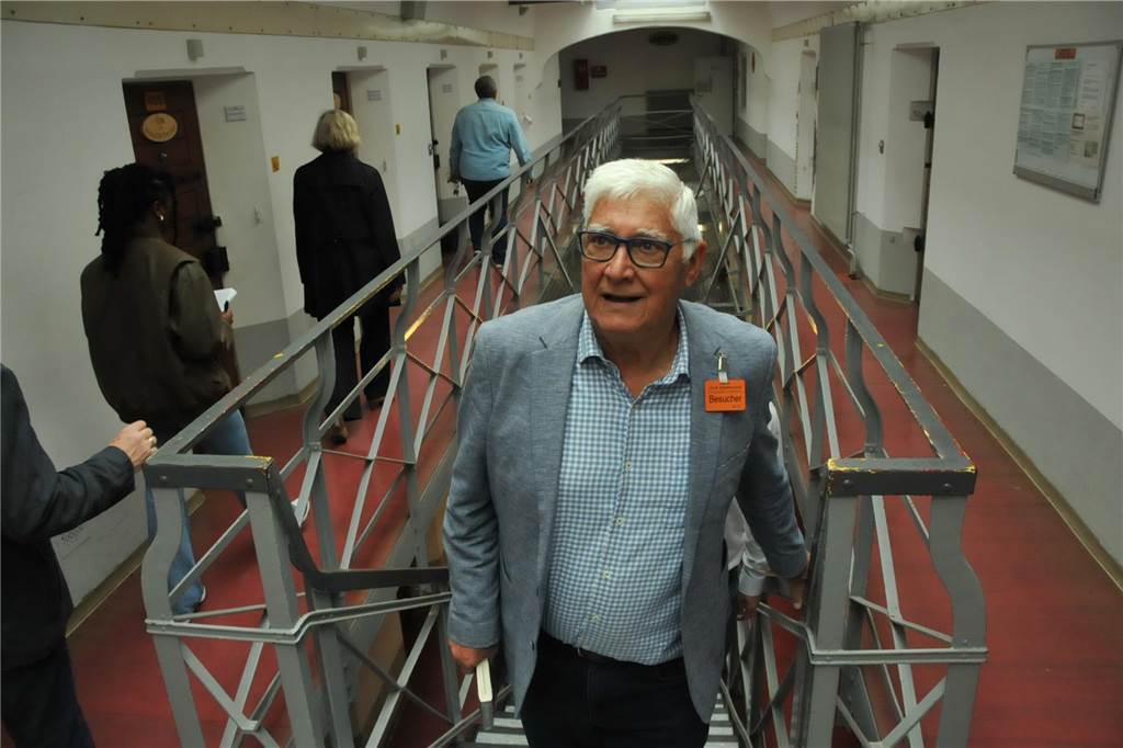 Nazis töteten seinen Onkel: Peter Dowding an einem Ort des Schreckens Peter Dowding bei einem Rundgang durch die JVA Dortmund.