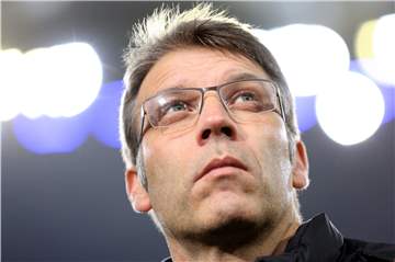 Peter Knäbel gehört zu den zwölf Direktoren beim FC Schalke 04.