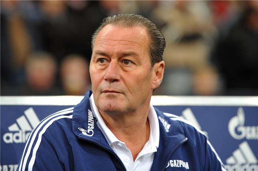 25 Jahre Schalke: Diesen Klub darfst du nie verlassen Peter Peters über Huub Stevens: „Huub hat die Mannschaft und ein wenig auch den Verein immer mit Charme und Härte geführt.“