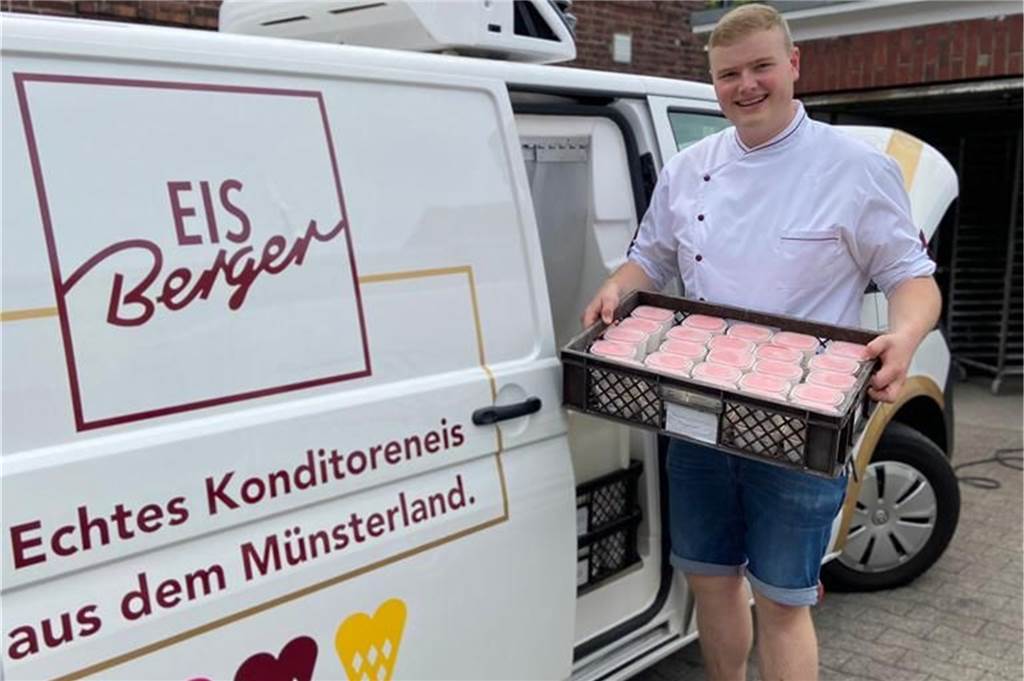 „Unfassbar, dass ein Eis so glücklich machen kann“: Peter Telgmann teilt Eis in Krisenregion aus Peter Telgmann hat 2500 Dosen Eis in der vom Unwetter stark betroffenen Region an der Ahr ausgegeben. Es soll nicht bei einer einmaligen Aktion der Familie Telgmann bleiben, verrät der 19-Jährige.