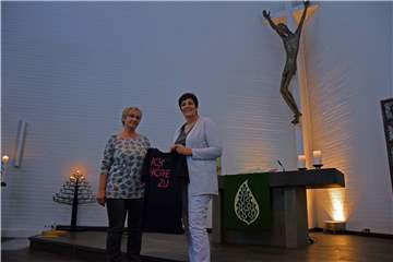Petra Grohnert (r.) hat seit ihrem Amtsantritt als Gemeindediakon der Evangelischen Kirchengemeinde in Selm bereits einige neue Ideen umgesetzt. Unterstützung bekommt sie unter anderem von Waltraud Böhnke (l.).