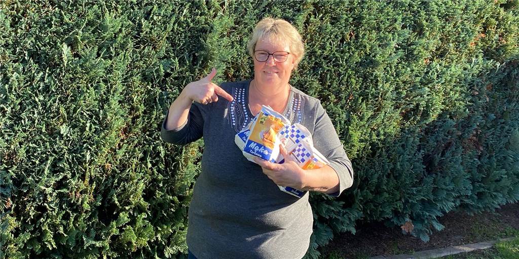 Foodsharing Lünen rettet 80 Kilo Mehl vor dem Müll: „Das ist schon etwas Besonderes“ Petra Westermann konnte aus einem Lüner Supermarkt 80 Pakete Mehl vor der Mülltonne retten.
