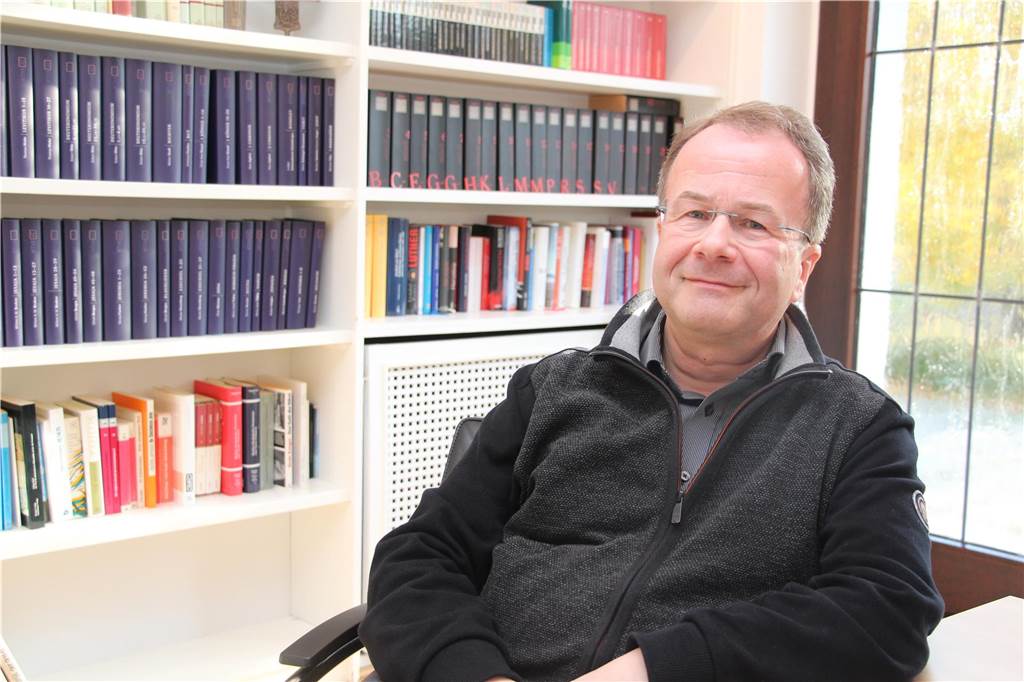 Überraschung: Jürgen Schäfer aus Werne wird leitender Pfarrer in Lünen Pfarrer Michael Mombauer hatte Lünen im Februar 2023 verlassen.
