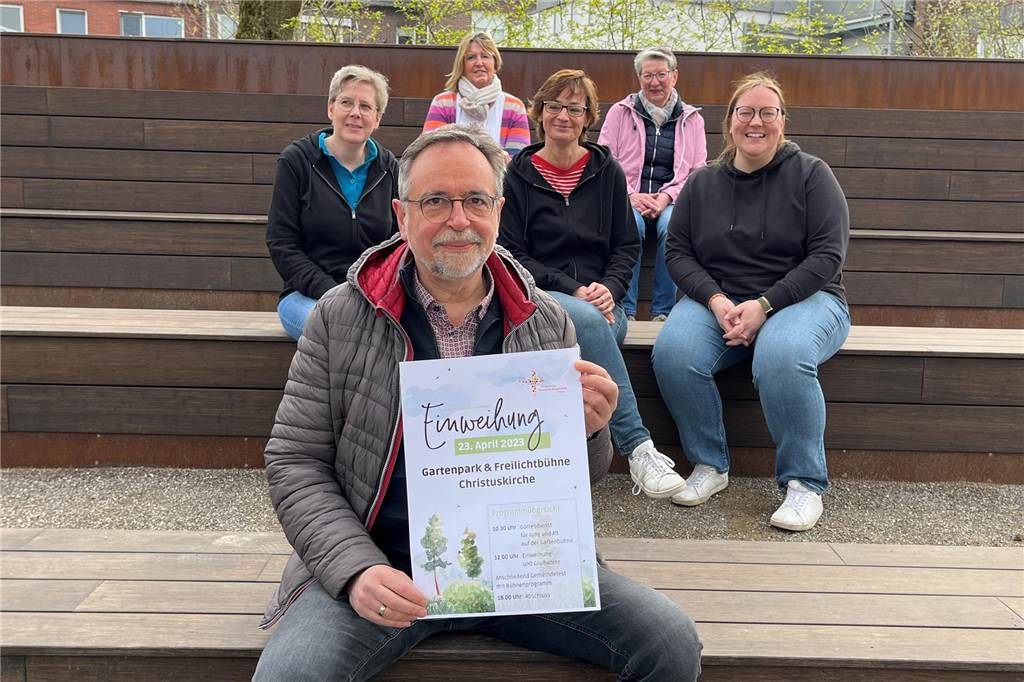 Gottesdienste und Taufen im Freien bei der evangelischen Kirche möglich Gartenpark evangelische Christuskirche Ahaus