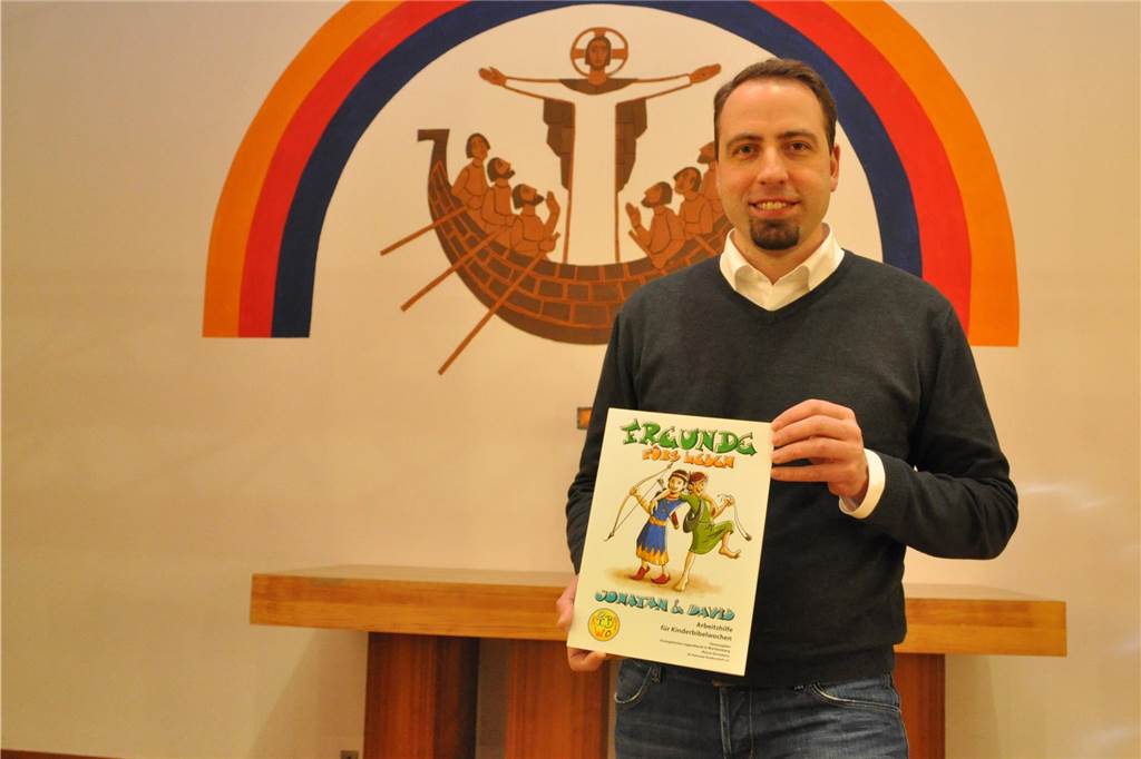 Evangelische Gemeinde Lünen gibt zwei Gemeindehäuser auf Pfarrer Richard Zastrow ist stellvertretender Presbyteriumsvorsitzender der Evangelischen Kirchengemeinde Lünen.