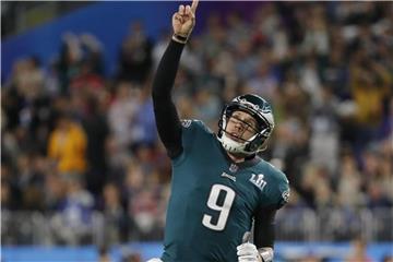 Philadelphias Quarterback Nick Foles ist tiefgläubiger Christ. Foto: Charlie Neibergall