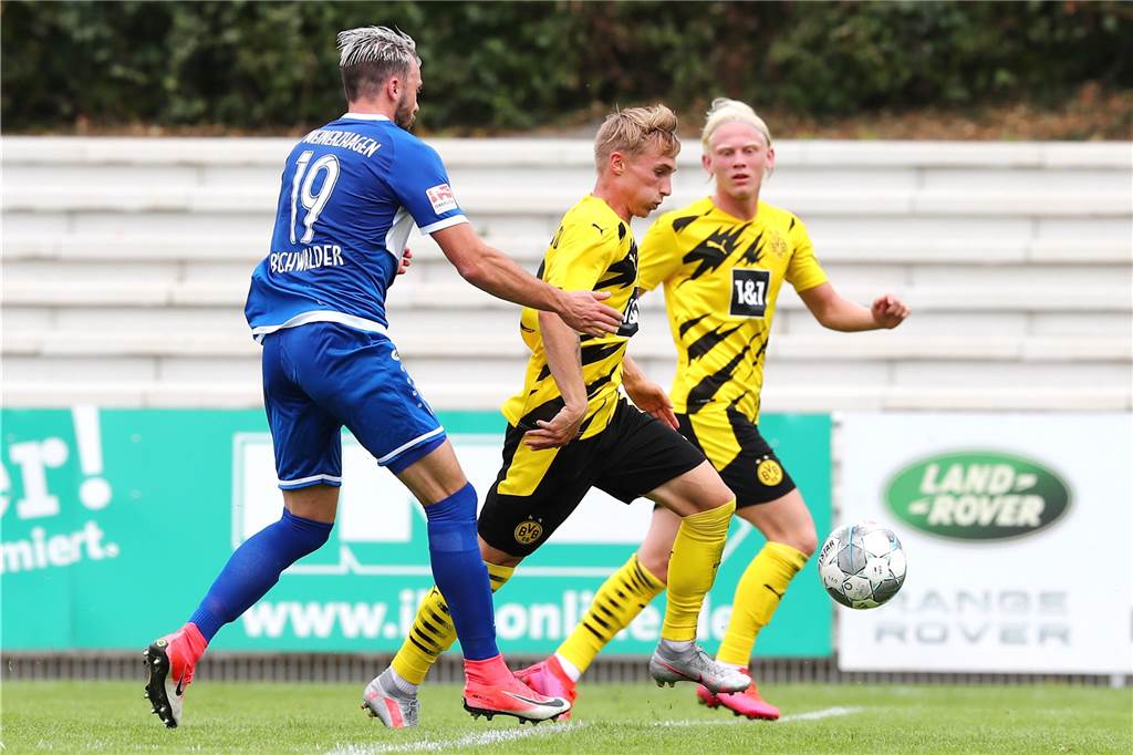 Abgewanderter BVB-U23-Meisterspieler hat einen neuen Verein gefunden - im Süden Deutschlands Philipp Harlaß verlässt den BVB nach einem Jahr wieder - und spielt nun im Süden der Republik.