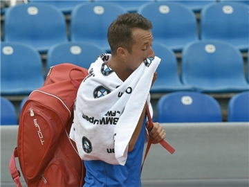 Philipp Kohlschreiber hat sich verletzt. Foto: Angelika Warmuth