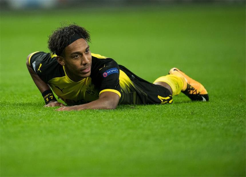 1:3 - Krasse Abwehrfehler bescheren BVB Fehlstart Pierre-Emerick Aubameyangs regulärer Treffer gegen Tottenham fand keine Anerkennung.