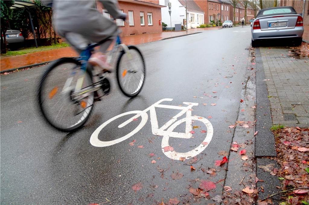 Ein Fahrradpiktogramm auf dem Hessenweg