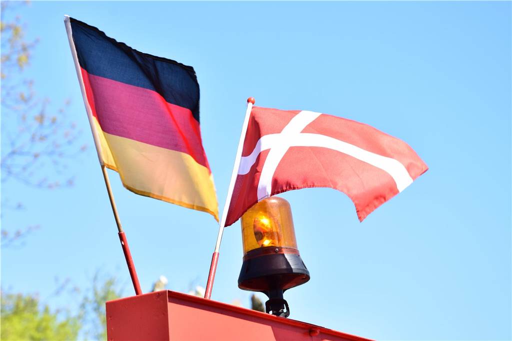Pkw, Landmaschinen, Trecker, Motorräder, Wohnmobile, Militärfahrzeuge und sogar Feuerwehrautos aus längst vergangenen Jahrzehnten – rund 400 Aussteller waren am Sonntag (27.4.2025 )der Einladung von Prickingshof-Chef Thomas Döpper zum Oldtimertreff in Haltern gefolgt.