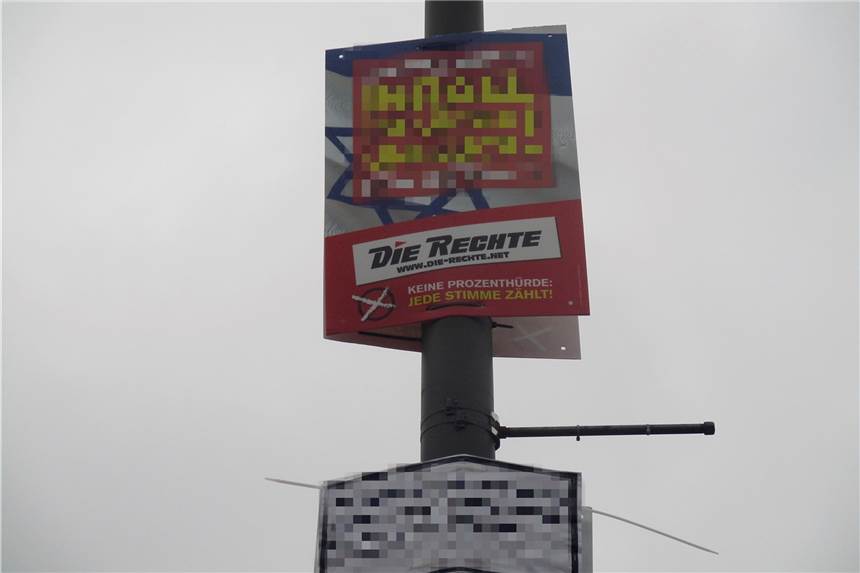 Stadt zeigt „Die Rechte“ wegen Volksverhetzung an Plakate wie diese wurden in Lünen abgehängt.