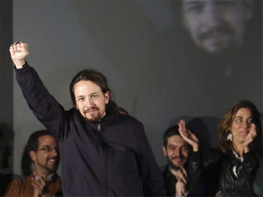Linksruck in Spanien: Podemos-Erfolg in Madrid und Barcelona Podemos-Führungsfigur Pablo Iglesias bejubelt die Ergebnisse der spanischen Regionalwahlen. Foto: Alberto Martin