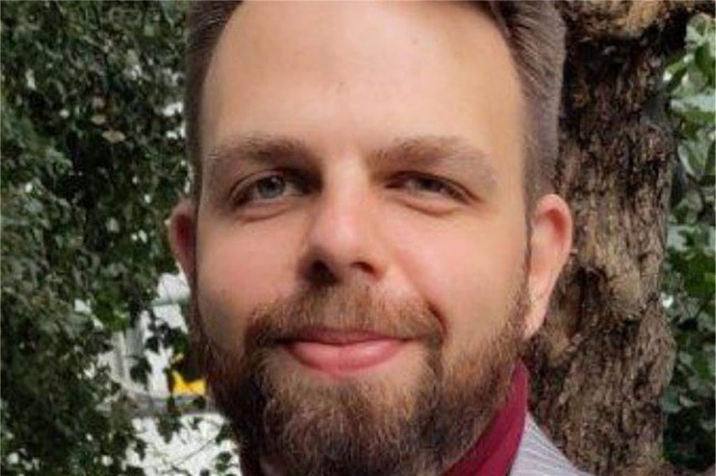 Porträt von Politikwissenschaftler Simon Hölscher aus Datteln.