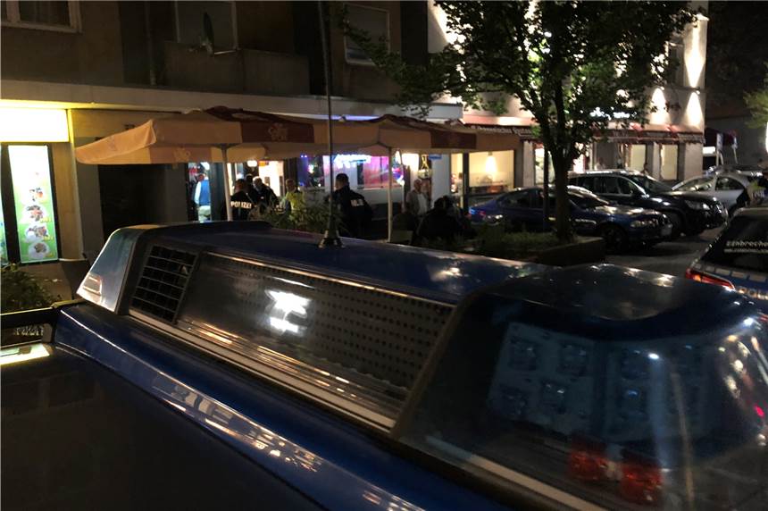 Innenminister: „Wir verlangen gerade viel von der Polizei“ Polizei, Zoll und Stadt Dortmund durchsuchten am Freitagabend mehrere Objekte an der Münsterstraße und überprüfte Personalien.