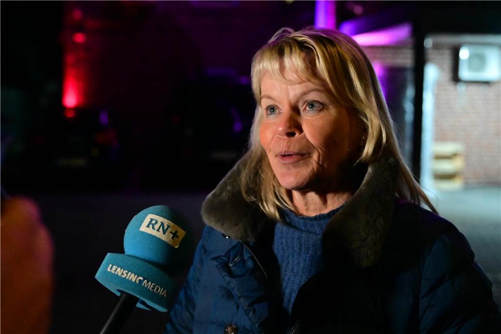 Polizeipräsidentin Friederike Zurhausen am Rande der Razzia am Saunaclub Penelope am Westring in Castrop-Rauxel im Interview mit unserer Redaktion.