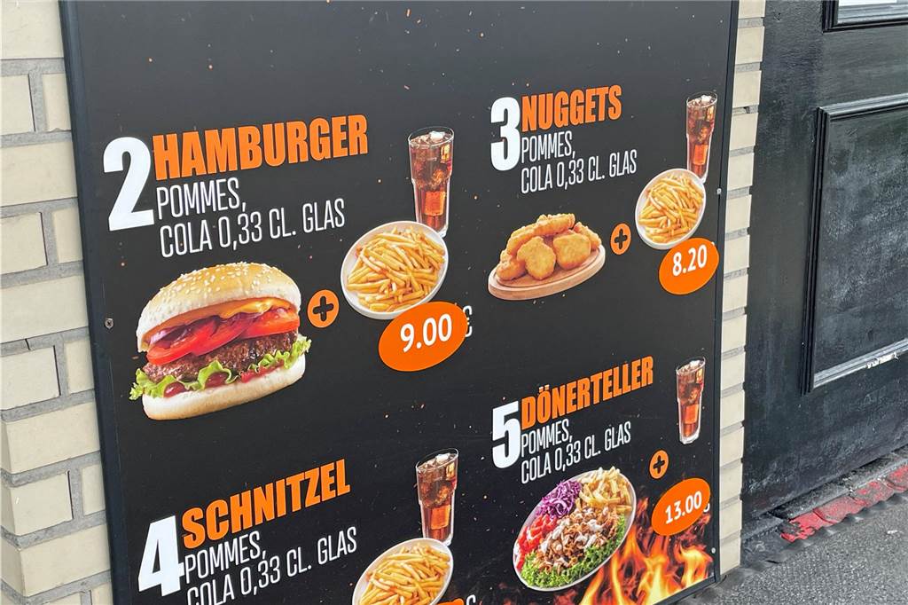 Nach 53 Jahren: Grill-Eck Brinke schlägt ganz neues Kapitel auf Pommes, Curry-Wurst und Co. sind seit 1970 Tradition von Grilleck-Brinke in Werne.