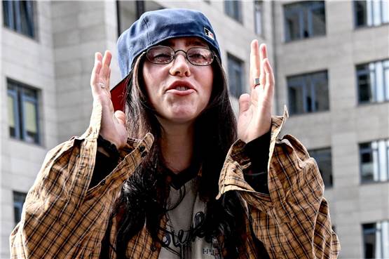 Billie Eilish: Soziale Medien sind meine Zigaretten
