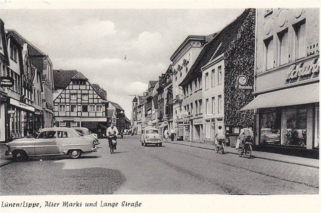 Postkarte aus den 50er-Jahren, das Geschäft Mönninghoff im Hintergrund.