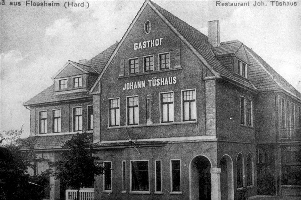 Die Zahl der Kneipen sinkt kontinuierlich - auch in Haltern Postkartenansicht des alten Gasthauses Tüshaus