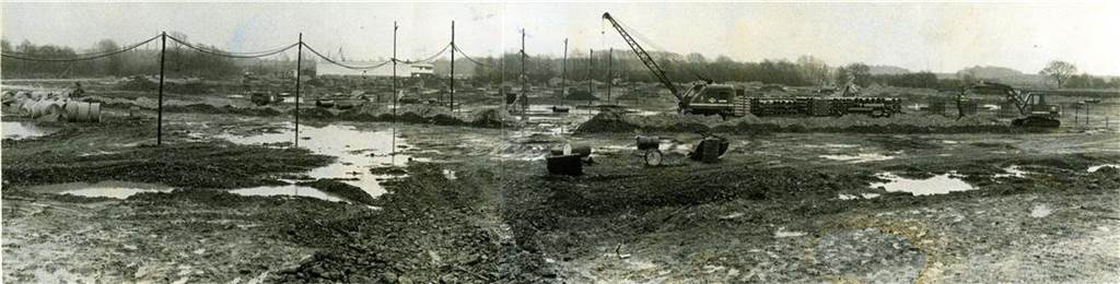 Potthoff und Flume zieht an die Wethmarheide. Das Bild zeigt die Bauphase im Jahr 1973.