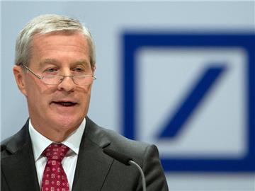 Präsident des Bankenverbandes und Co-Chef der Deutschen Bank, Jürgen Fitschen. Foto: Boris Roessler/Archiv