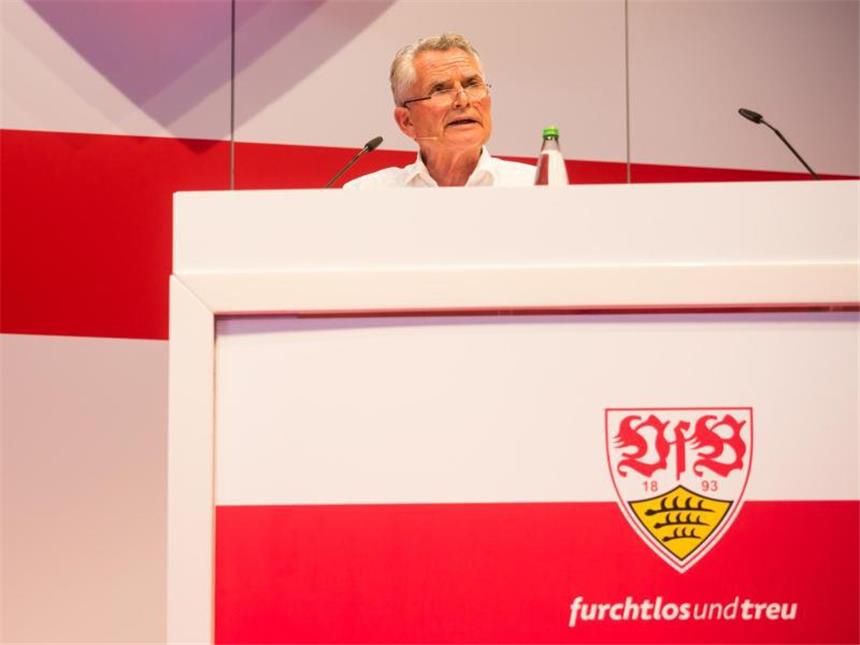 Aufsteiger VfB und Hannover träumen schon von Europa Präsident Wolfgang Dietrich möchte den VfB Stuttgart in den kommenden Jahren im oberen Tabellendrittel etablieren. Foto: Christoph Schmidt/Archiv