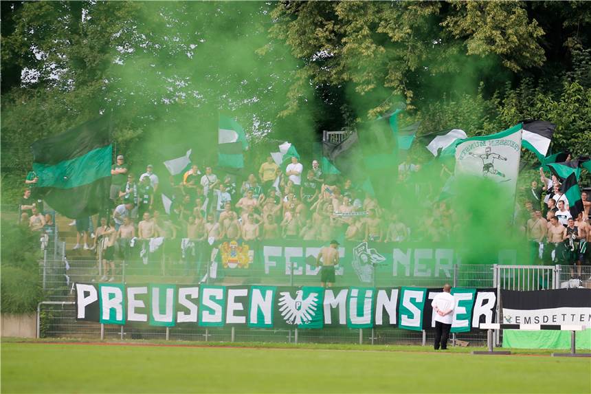 Nach DFB-Pokal-Einsatz: Lippramsdorfer feiert Debüt in der Regionalliga Preußen Münsters Fans sahen am zweiten Regionalliga-Spieltag, wie der Lippramsdorfer Noah Kloth erstmals in der Liga eingewechselt wurde.