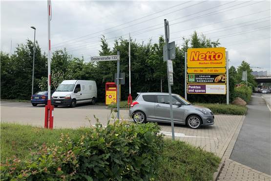 Oesterstraße: Verkehrssituation am Netto-Markt bleibt schwierig