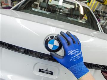 Produktion bei BMW: Volkswirte zeigten sich überrascht von den starken Produktionsdaten. Foto: Armin Weigel